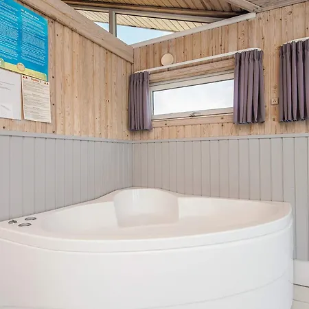 Holiday home 10 Person In Fan